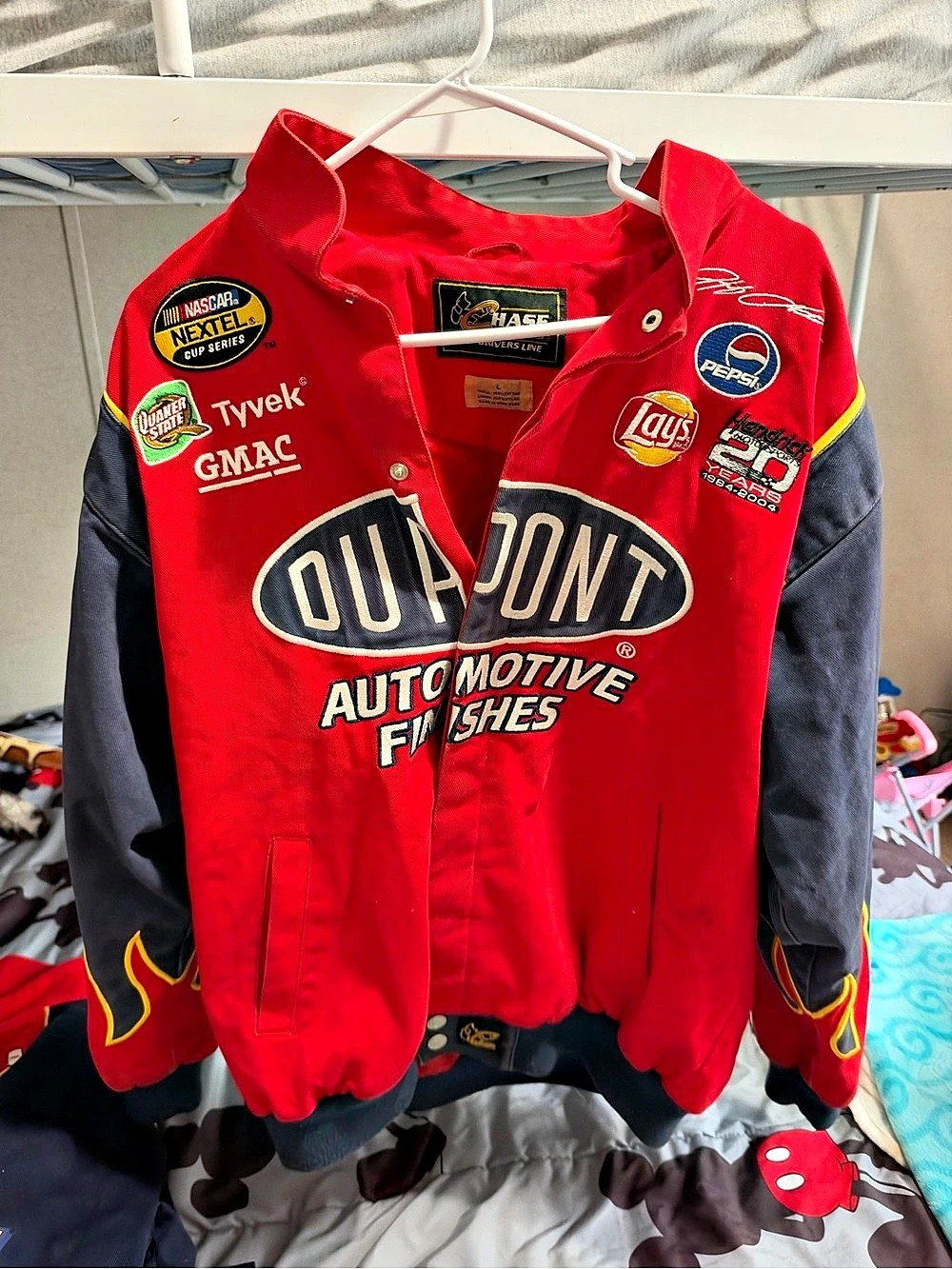 Chase Authentics Jeff Gordon DuPont 20th Anniversary NASCAR Racing Jacket Racing